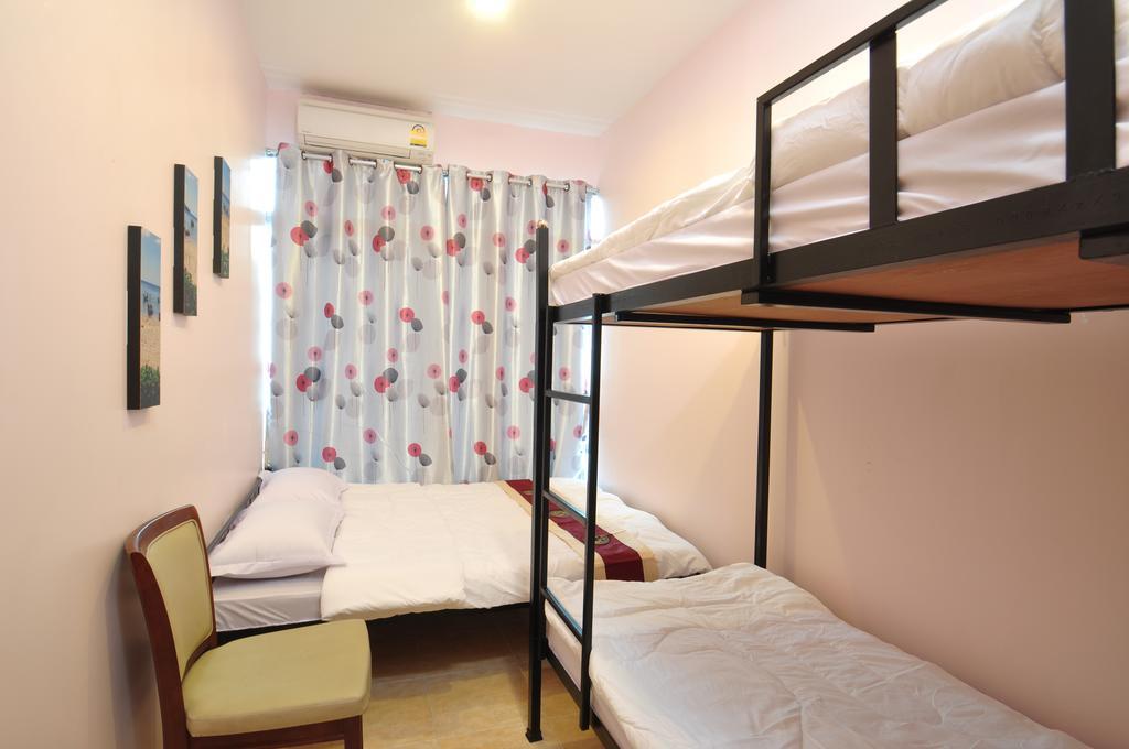 Orchid Hostel Bangkok Extérieur photo