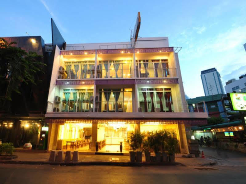 Orchid Hostel Bangkok Extérieur photo